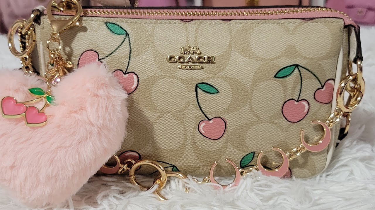Что в моем вишнёвом тренере Нолита 🍒🍒
