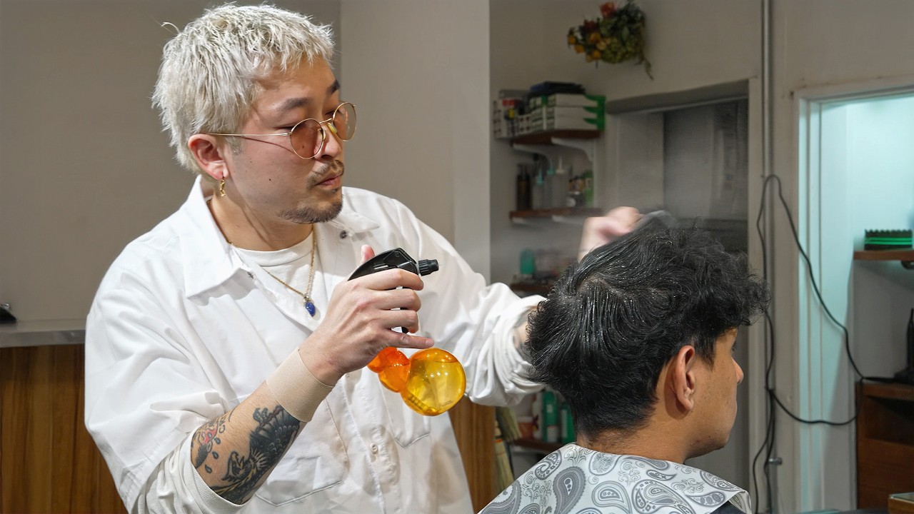 💈(ASMR) Getting A Haircut in Japan with Curly Hair at Newly Opened Traditional Barbershop