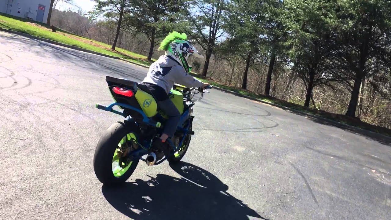 Gage Sutton 12 years old rides a F4i