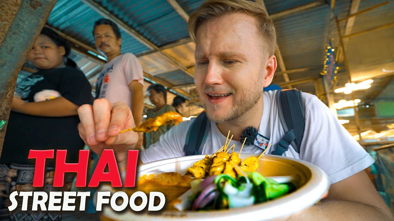 Exploring HUGE Floating Market in Nakhon Pathom / Bangkok One Day Tour / Thailand Street Food