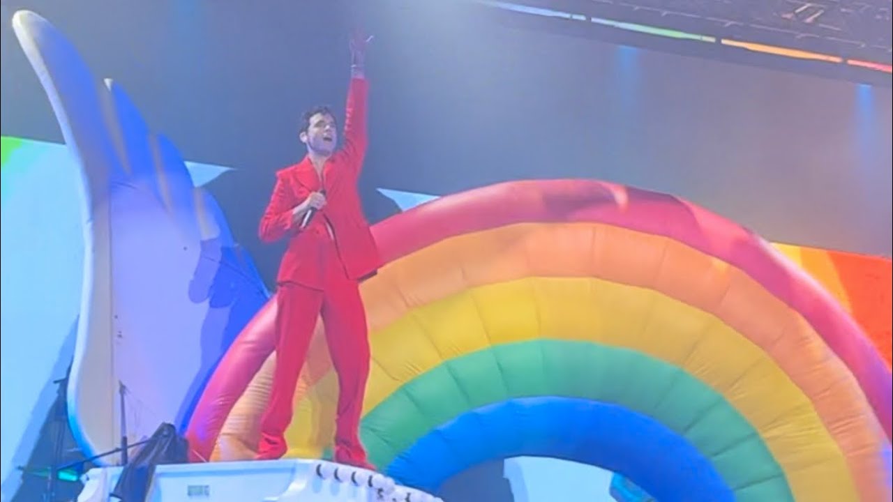 MiKA - Grace Kelly 🌈 • LIVE @ BRiGHTON PRiDE