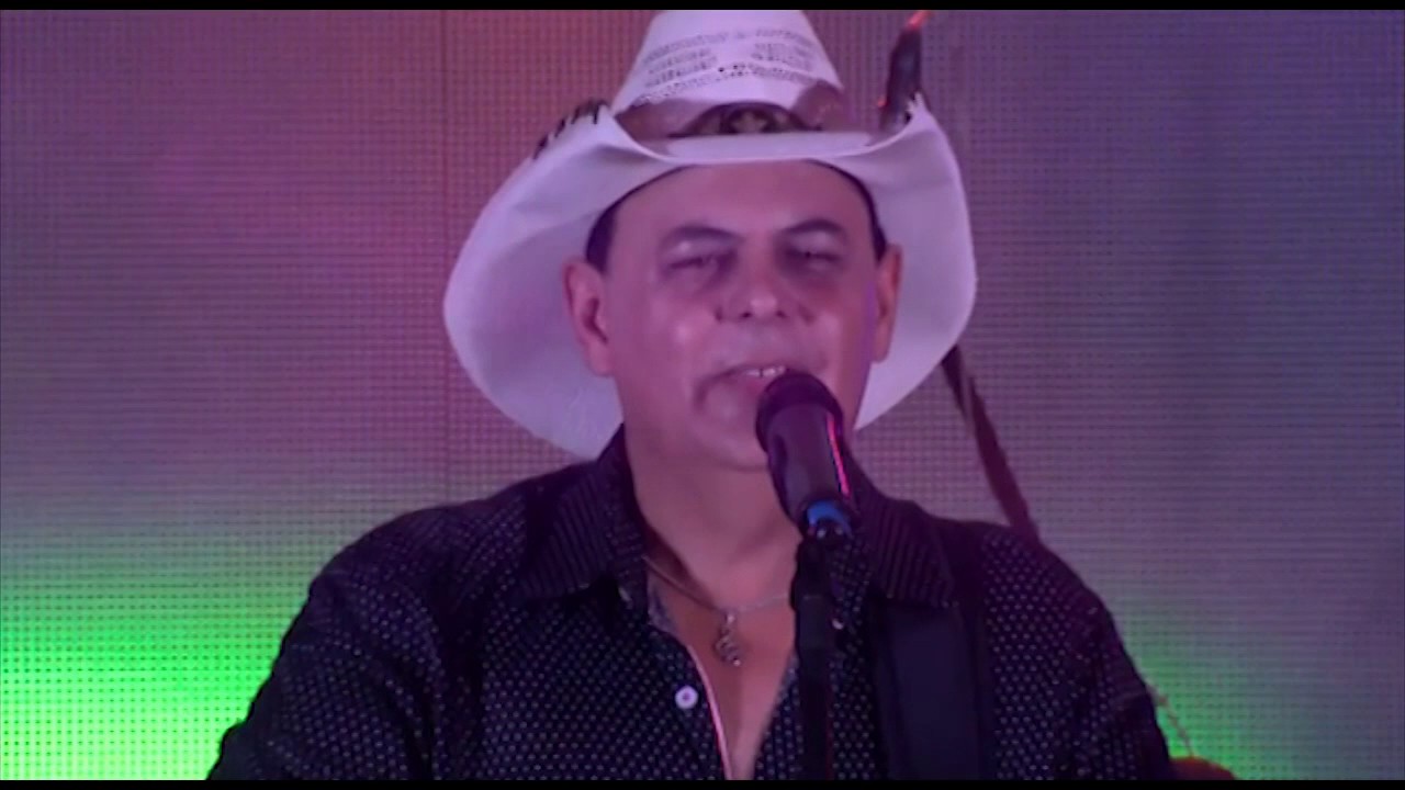 Pit Stop - Trio Parada Bruta - "Musica do DVD"