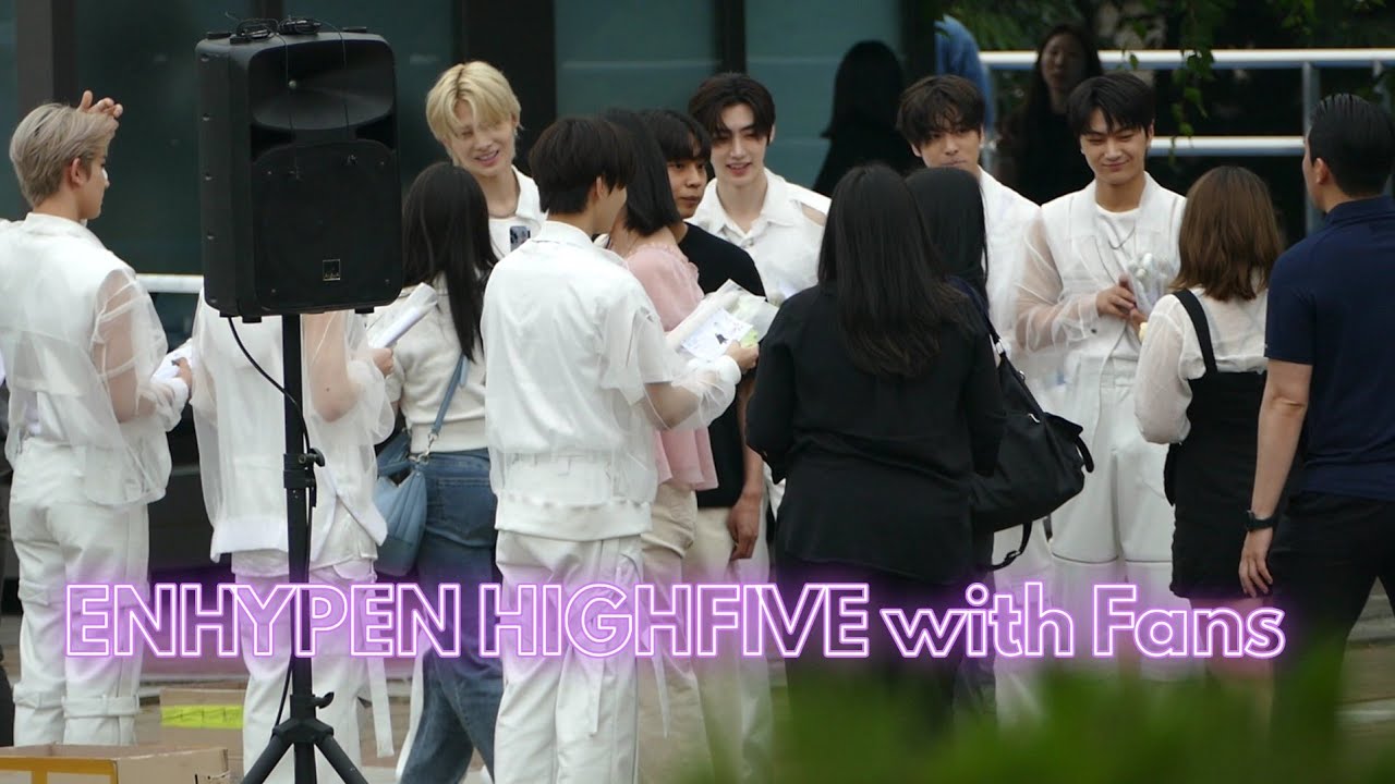 Lovely ENHYPEN(엔하이픈) Highfive with Fans | Mini Fan Meeting Ending