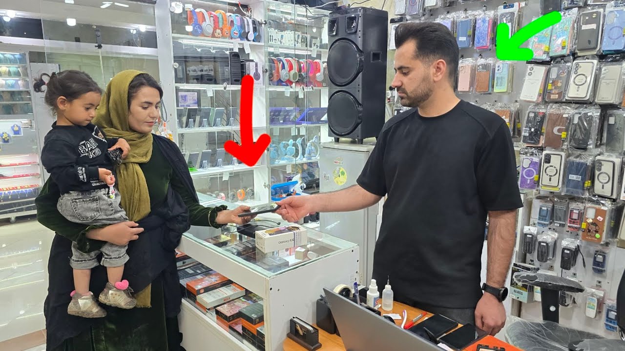 Parisa's dream: A trip to the city to buy a new cell phone