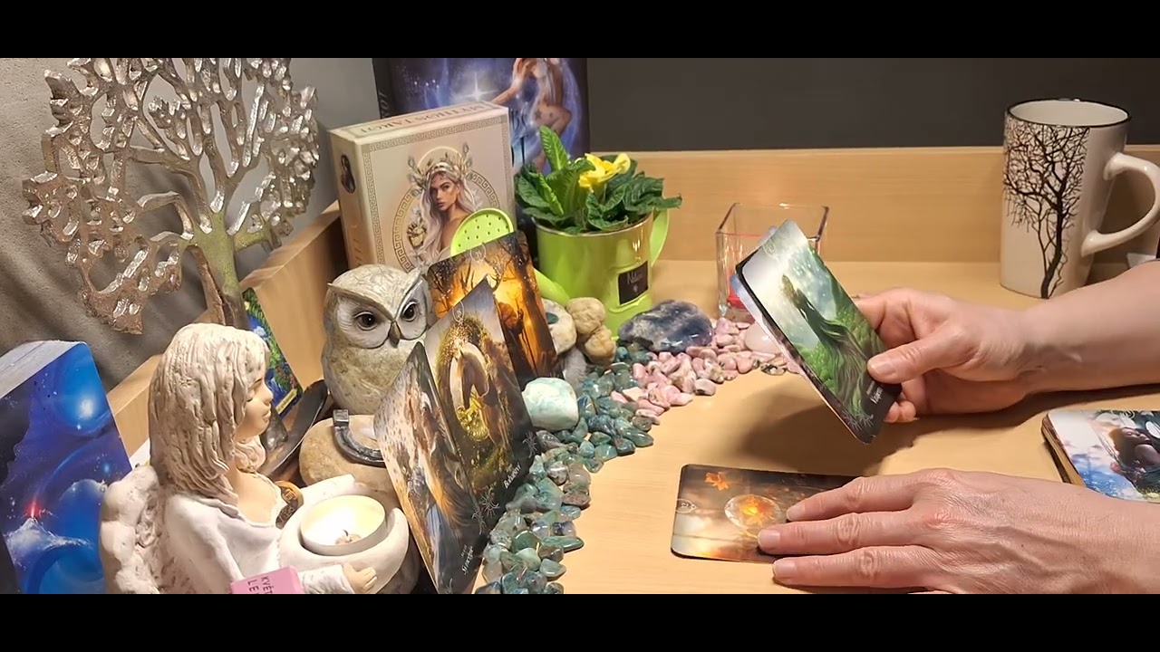 🌻💖 9.3 -  ☝ Dostaneme dárek od osudu/ vesmíru 🎁 každý v něm máme něco jiného 🙏🎁💞🌷🔑🌞💖🌻