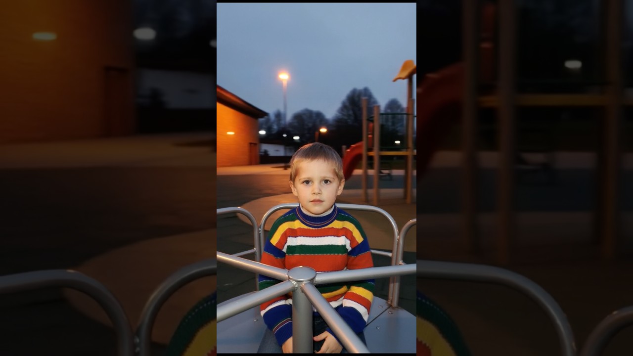 How to make this aging video effect in few easy clicks? #trend #tutorial #creati #videotutorial