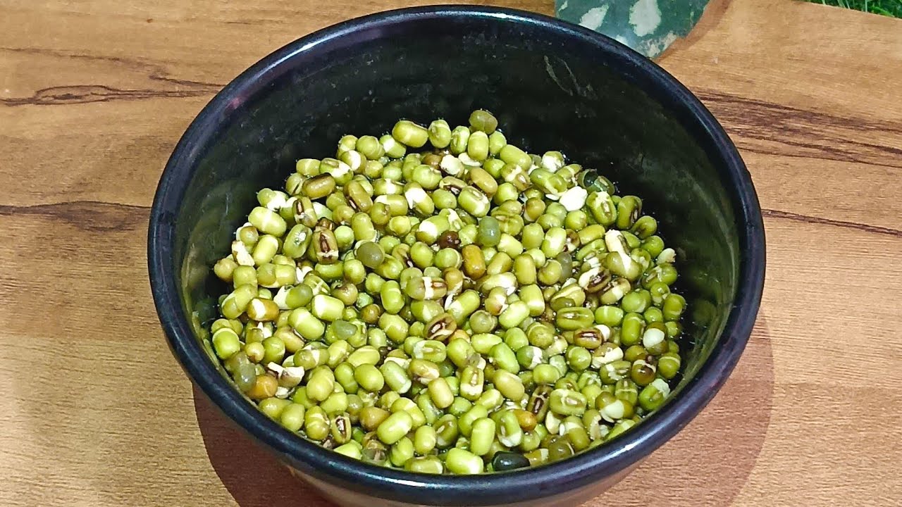 healthy and tasty moong dal cheela 👌👌