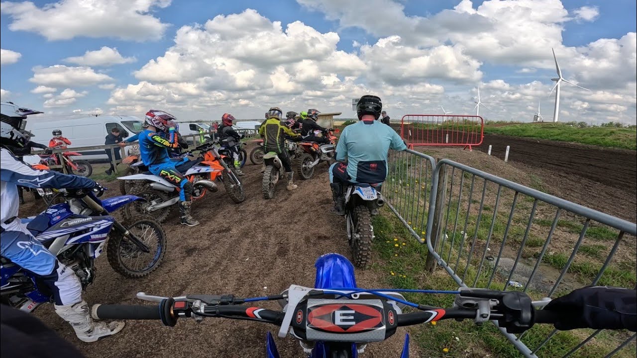 GETTING FASTER AT THE MOTOCROSS TRACK