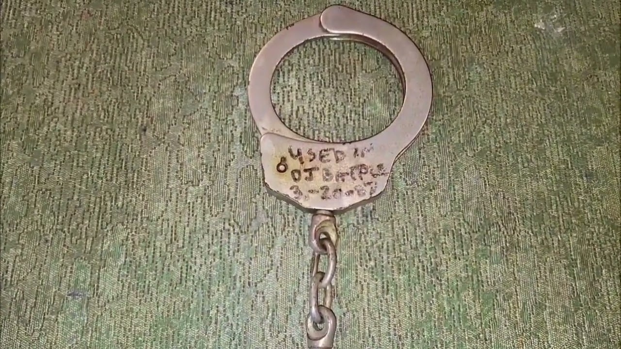 dj double kk:pittsburgh's 1st dj to scratch w/ handcuffs [1987]