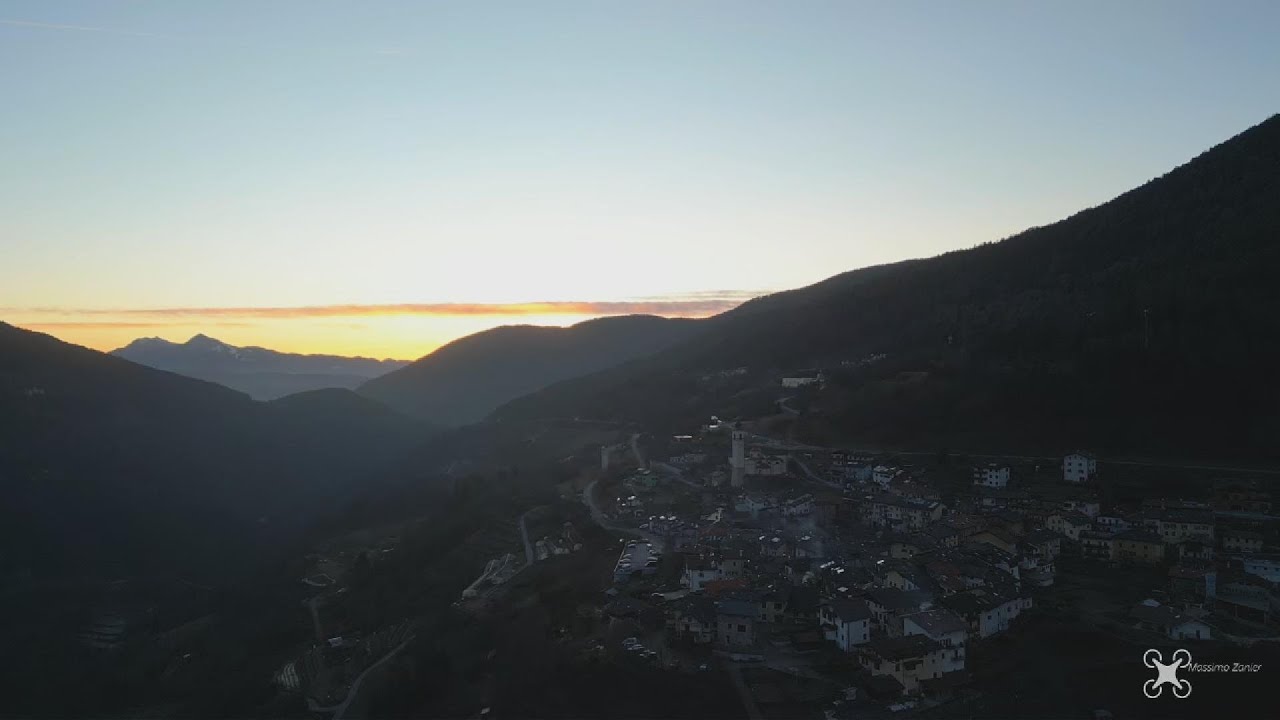 Montagna e Tramonto in 