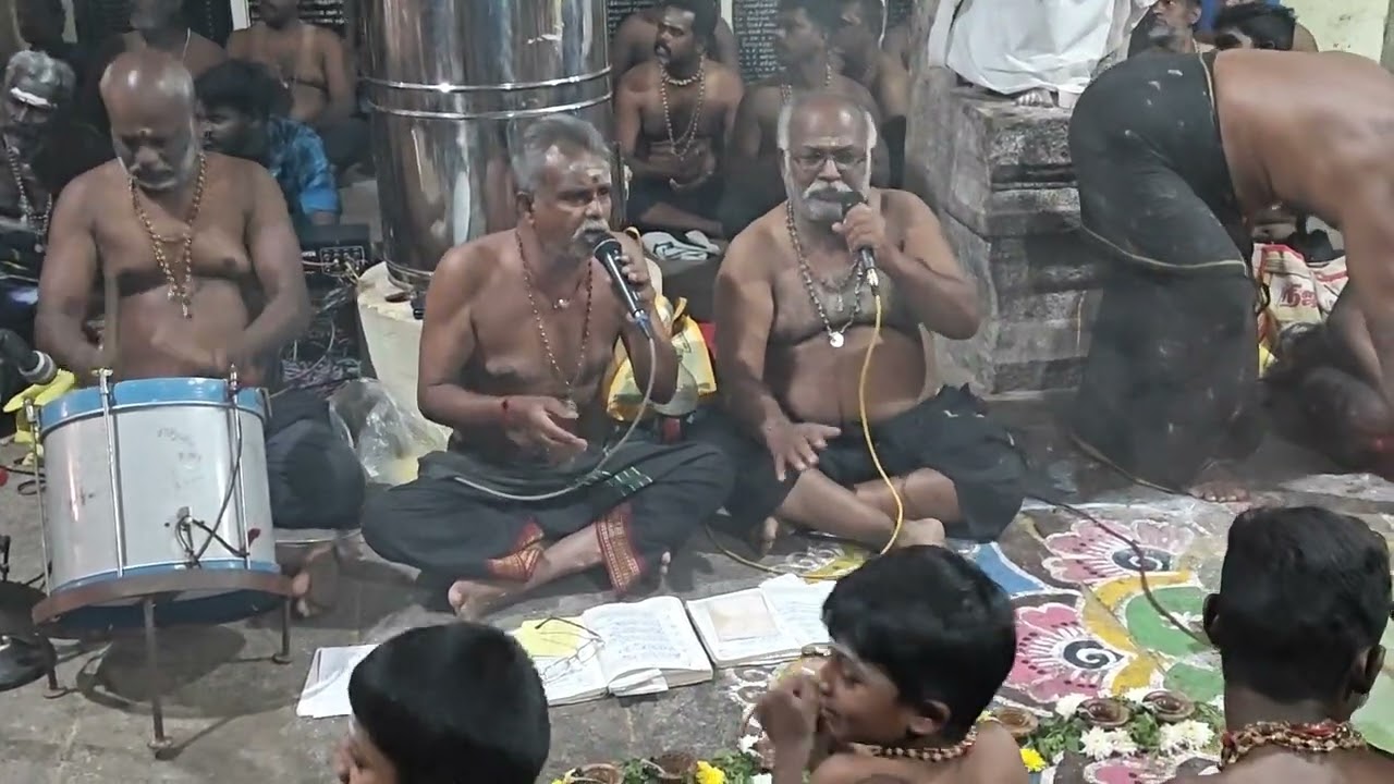 Ayyappan bajanai #ayyappa #ayyappan #ayyappaswamysongs#ayyappaswamy#samysong 