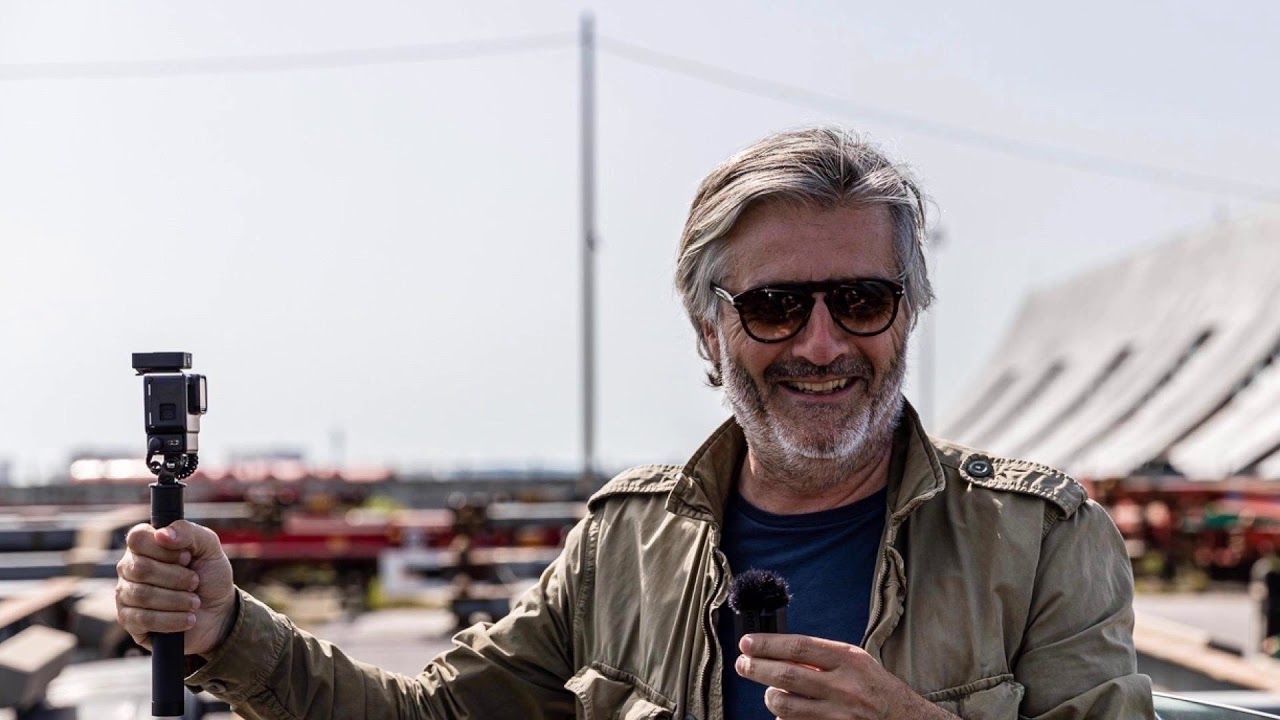 Renaud Roubaudi, cr&eacute;ateur de P.O.A. (sur YouTube) : Comment r&eacute;enchanter l'automobile ?