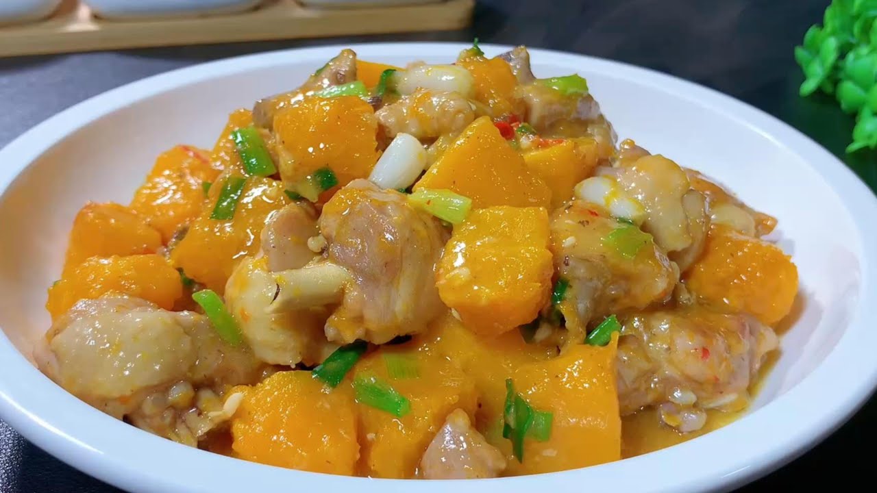 Вкусный рецепт куриных бедер с тыквой!