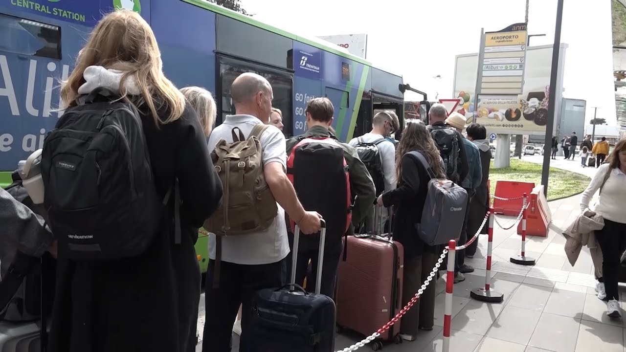 Napoli, Pasqua e Pasquetta da record: boom di turisti in città