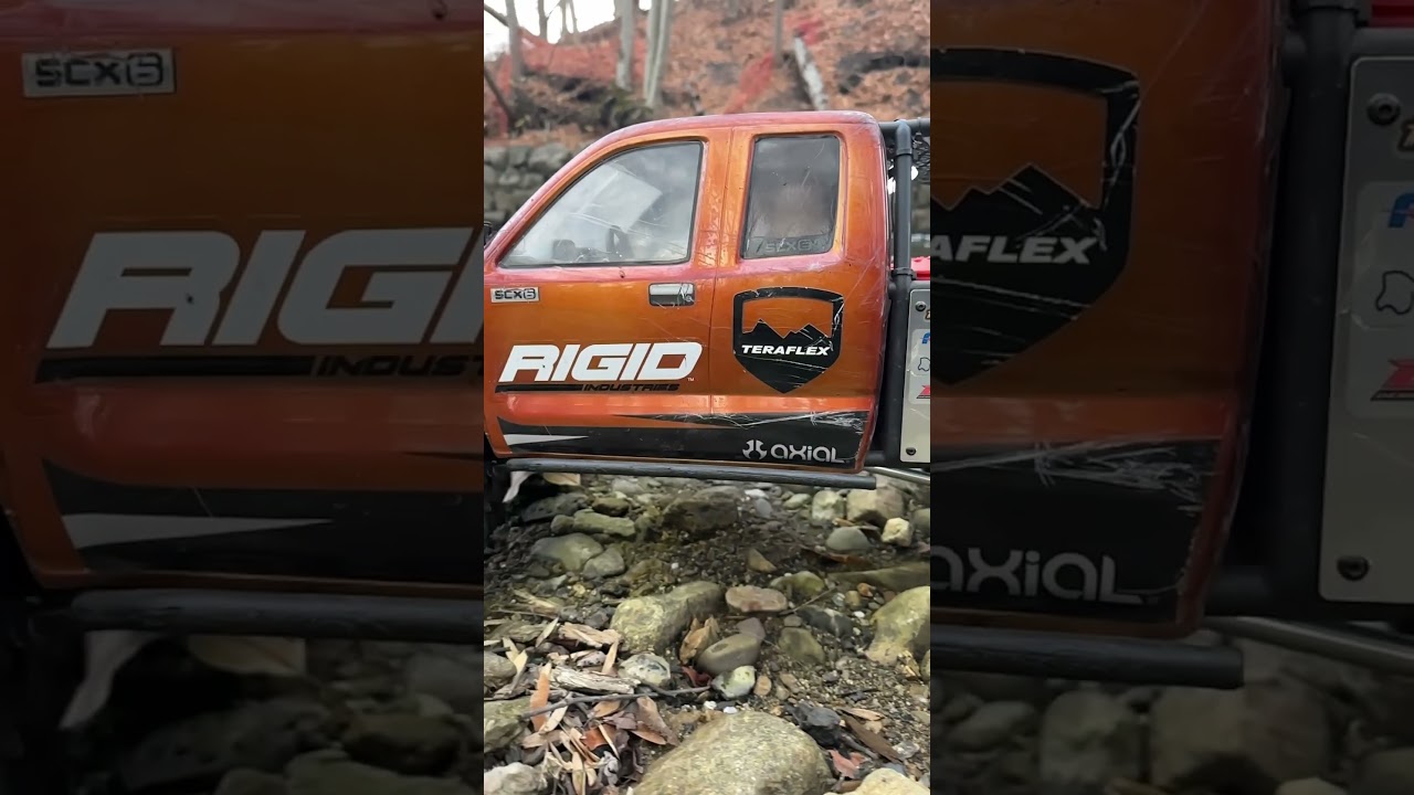 Biggest, baddest RC crawler - Axial scx6 
