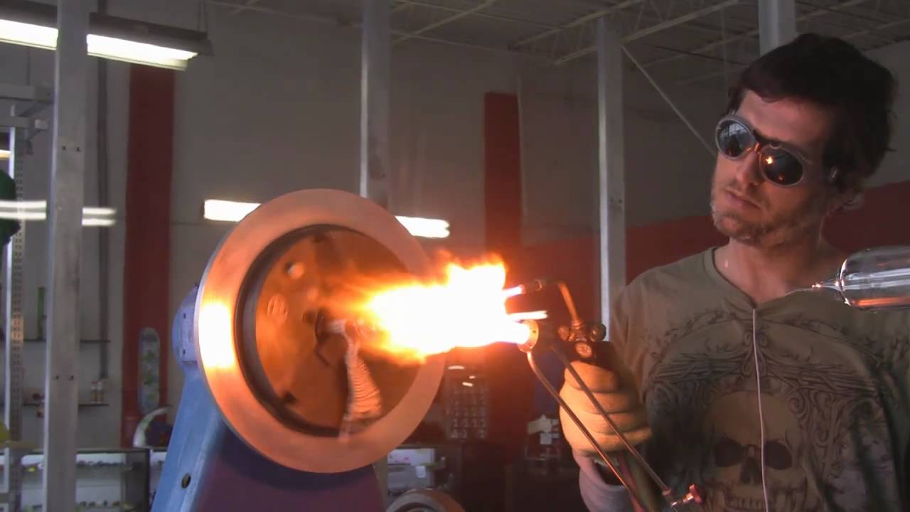 tokin daily: dawnk/lester at heady glass, 4 mil views!