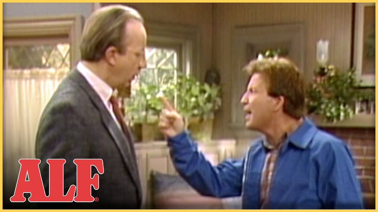 ALF Watches Willie Fight!? 👊 | S2 Ep21 Clip