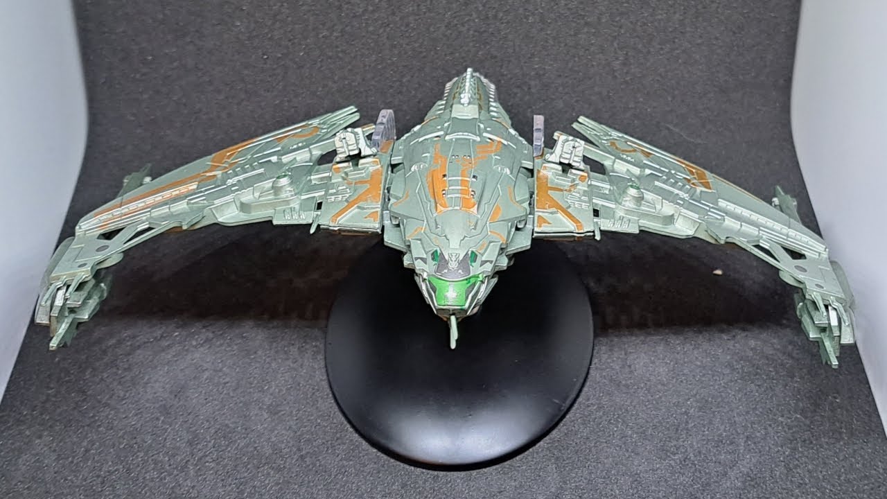 Eaglemoss Hero Collector Unboxing - Star Trek Klingon D4 Bird-of-Prey  Special Issue (Kelvin era)