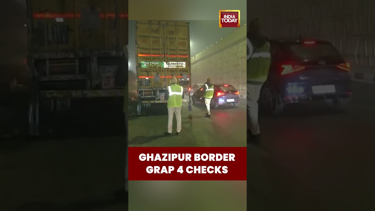 Delhi-NCR GRAP-IV: Police Check Vehicles at Ghazipur Border 🚫🚛
