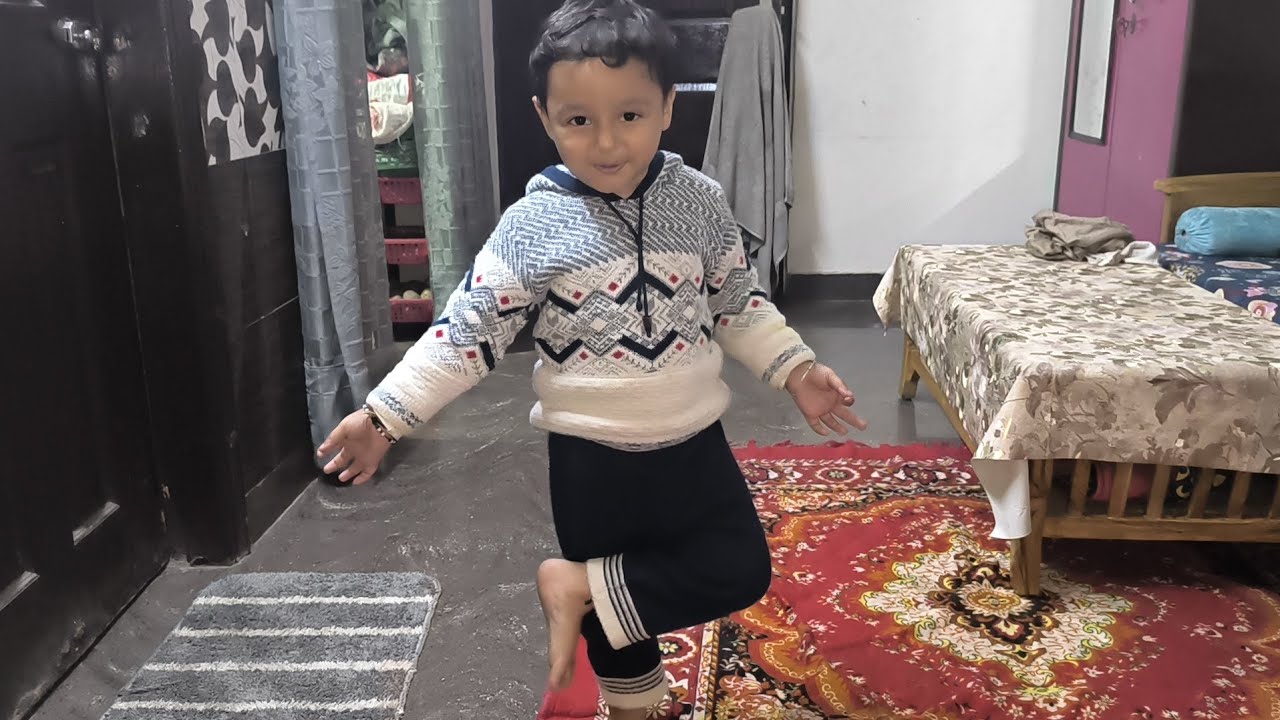 Ye kya kar Raha hai 🤔 #youtubevlog #funny #cutebaby #youtubeshorts 