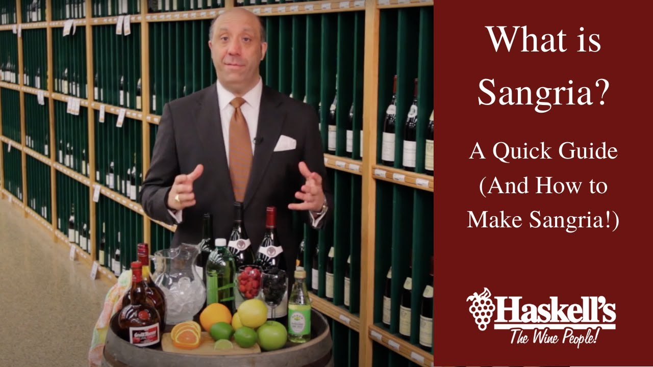 What is Sangria? A Quick Guide (And How to Make Sangria!)