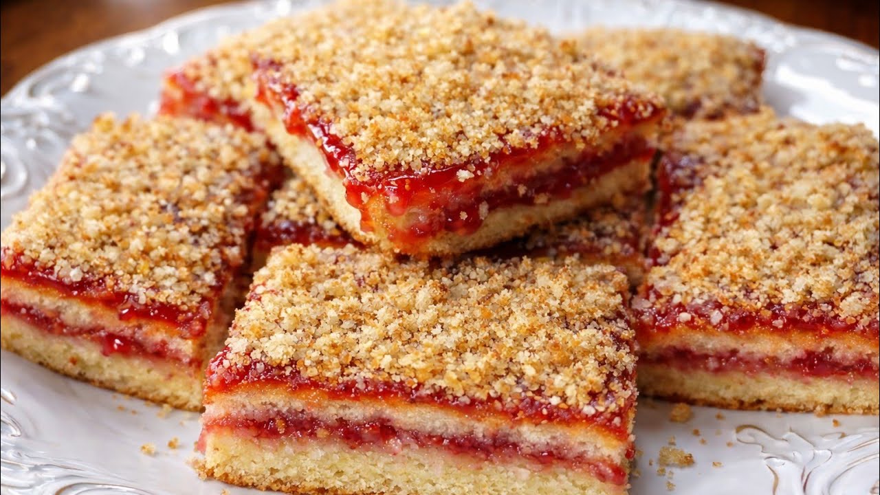 Семейные пирожные с джемом , бюджетно и вкусно. Сьедаются за 5 минут 