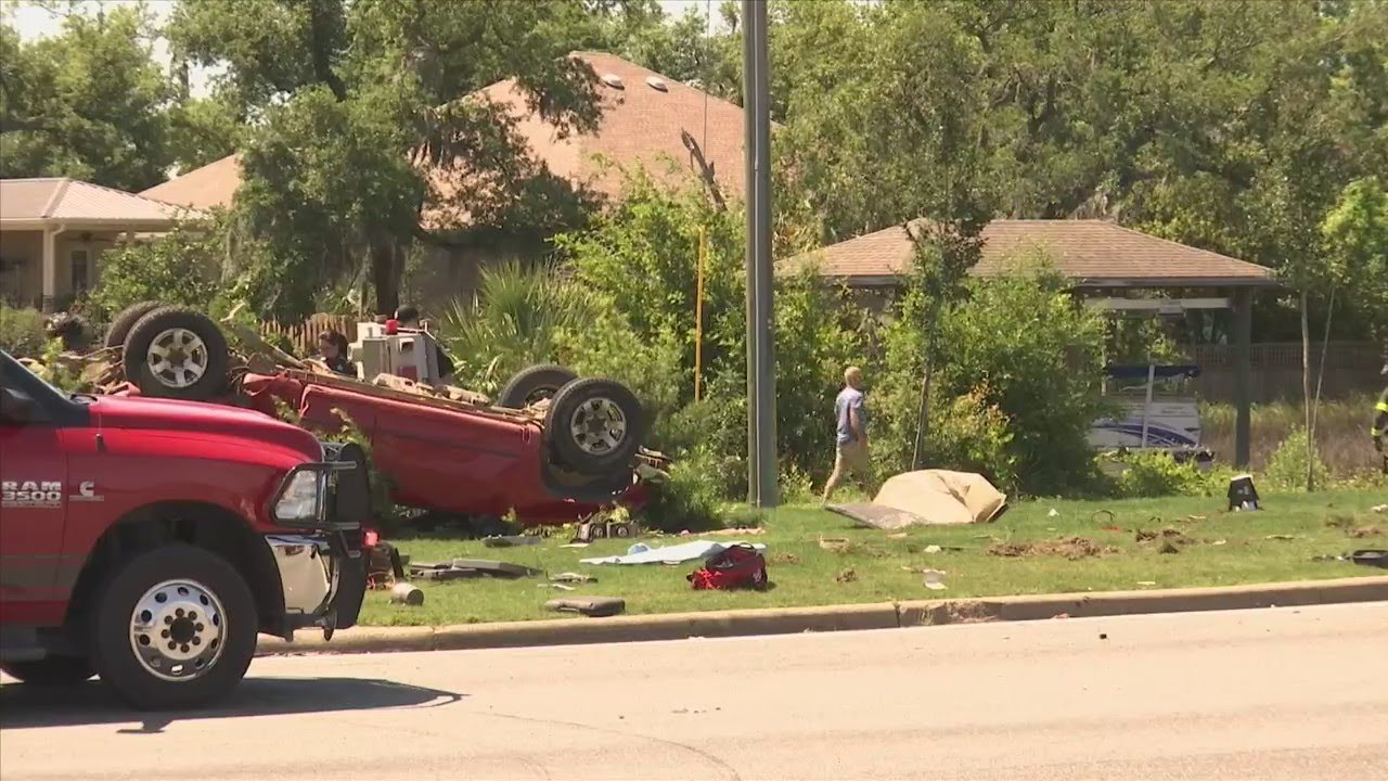 Man injured in Lynn Haven car accident