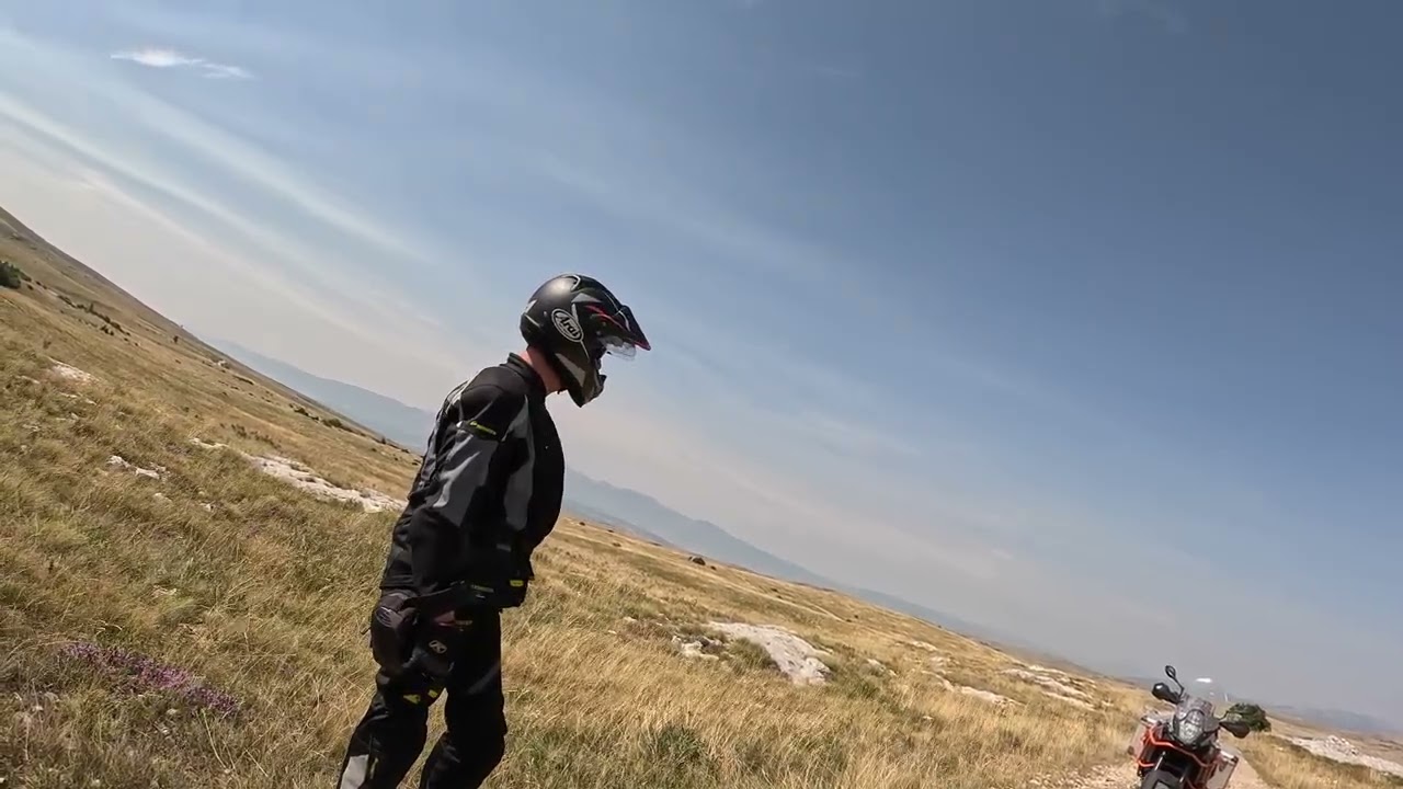 Livno Offroad Passage in der Hochebene Bosnien-Herzegowina