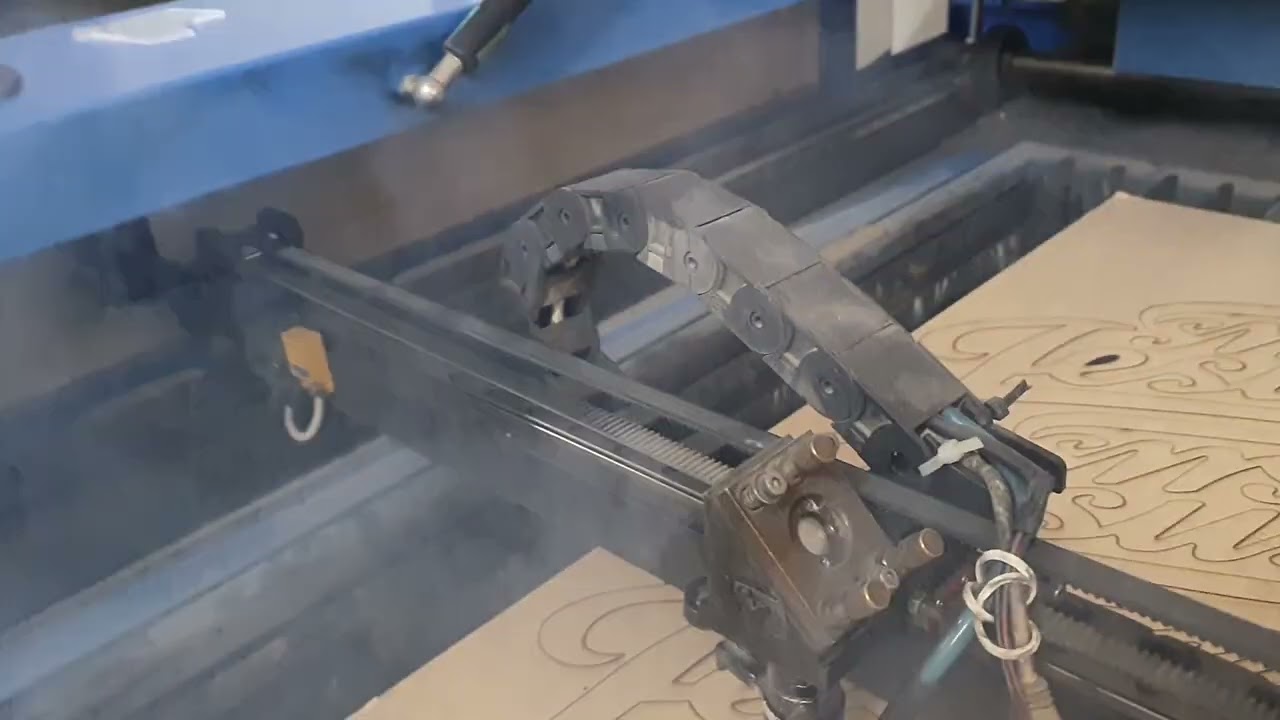 Um dos motivos da maquina a laser não  cortar... Confira...