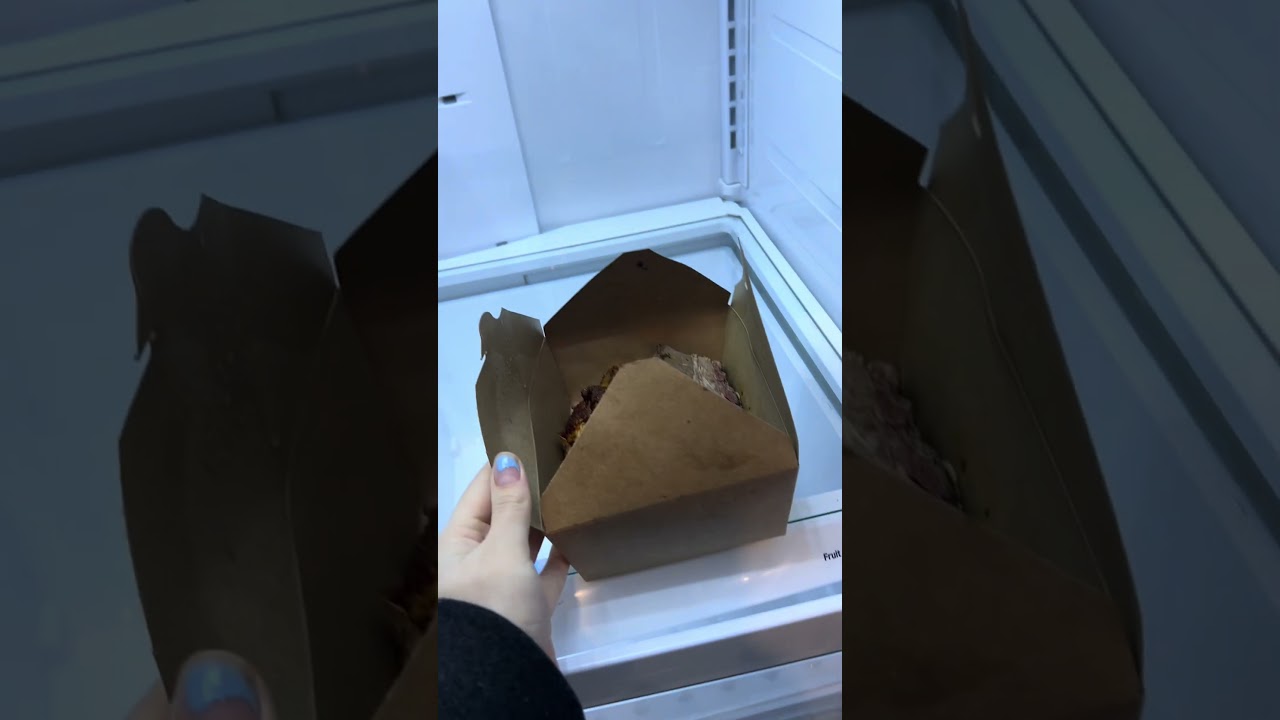 САМЫЙ странный гость в Airbnb за всё время!!!