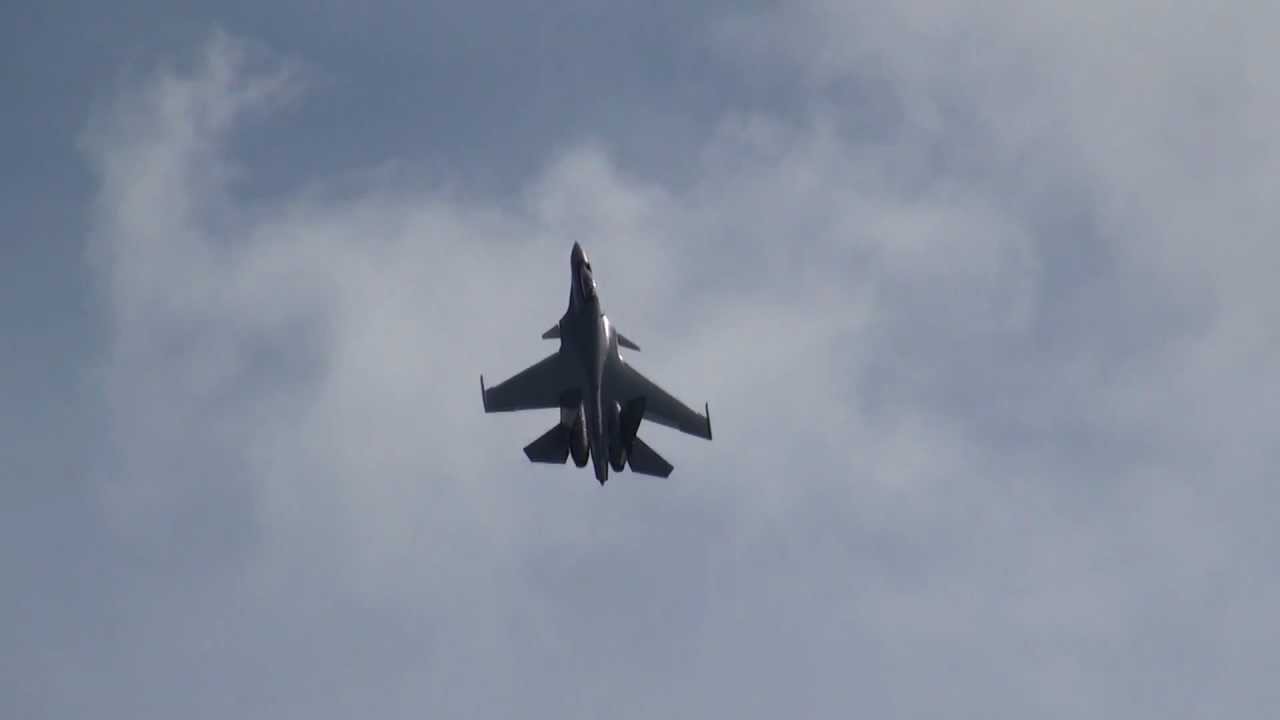 Su-30 MKM  tail slide