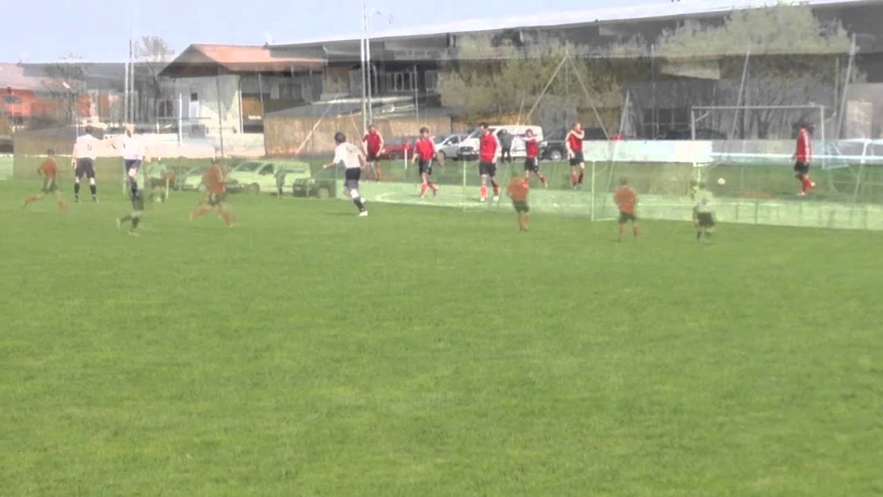 Wundersch&ouml;ne Flanke - Wundersch&ouml;ner Flugkopfball - Super Goal!