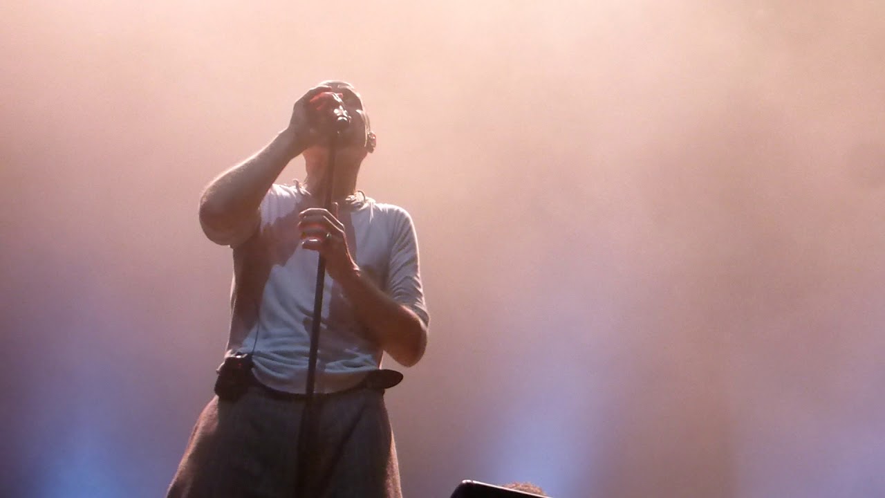 14 James  - Lost A Friend   - Albert Hall (Manchester) 18 - 12 - 2017