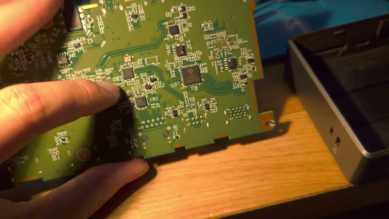 StarTech DM31C2DHSPD Teardown Review (USB-C Dock with DisplayPort, HDMI, USB 3.1 Gen 2, Ethernet)