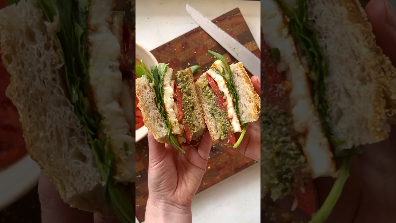 Grilled Halloumi Sandwich #vegetarian #sandwich #recipe