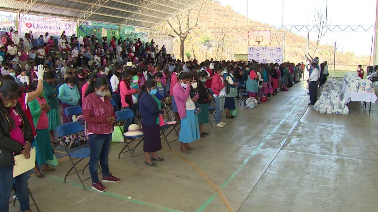 «Lloro por gusto, mi gente recibió ayuda», dijo presidente municipal por el apoyo de T-Ayudo