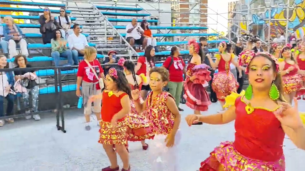 Comparsa inclusiva Grandes Oeste (Llamada 2026