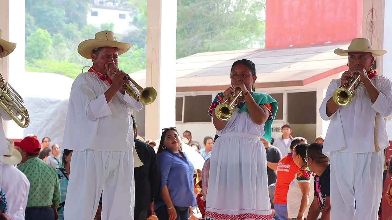 Banda Armonía Hidalguense en el concurso de bandas de Calnali Hidalgo | HUASTECA