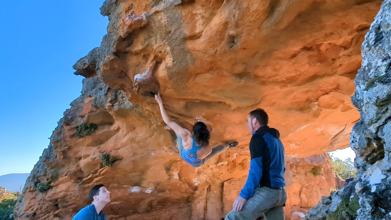 Lunar aura (7a+) - Tea Garden - Rocklands [Ange]