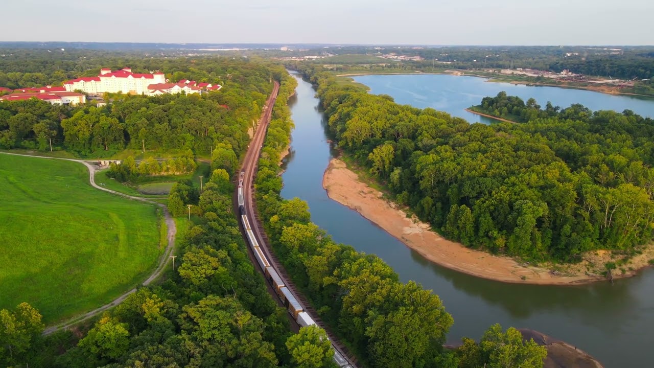 Breathtaking Missouri Outdoors | DJI Mavic | Scenic Views | 4K