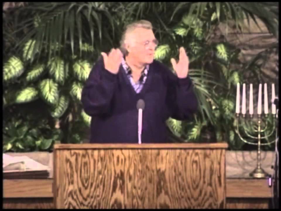 66 Revelation 1:16-20 - Pastor David Hocking - Bible Studies