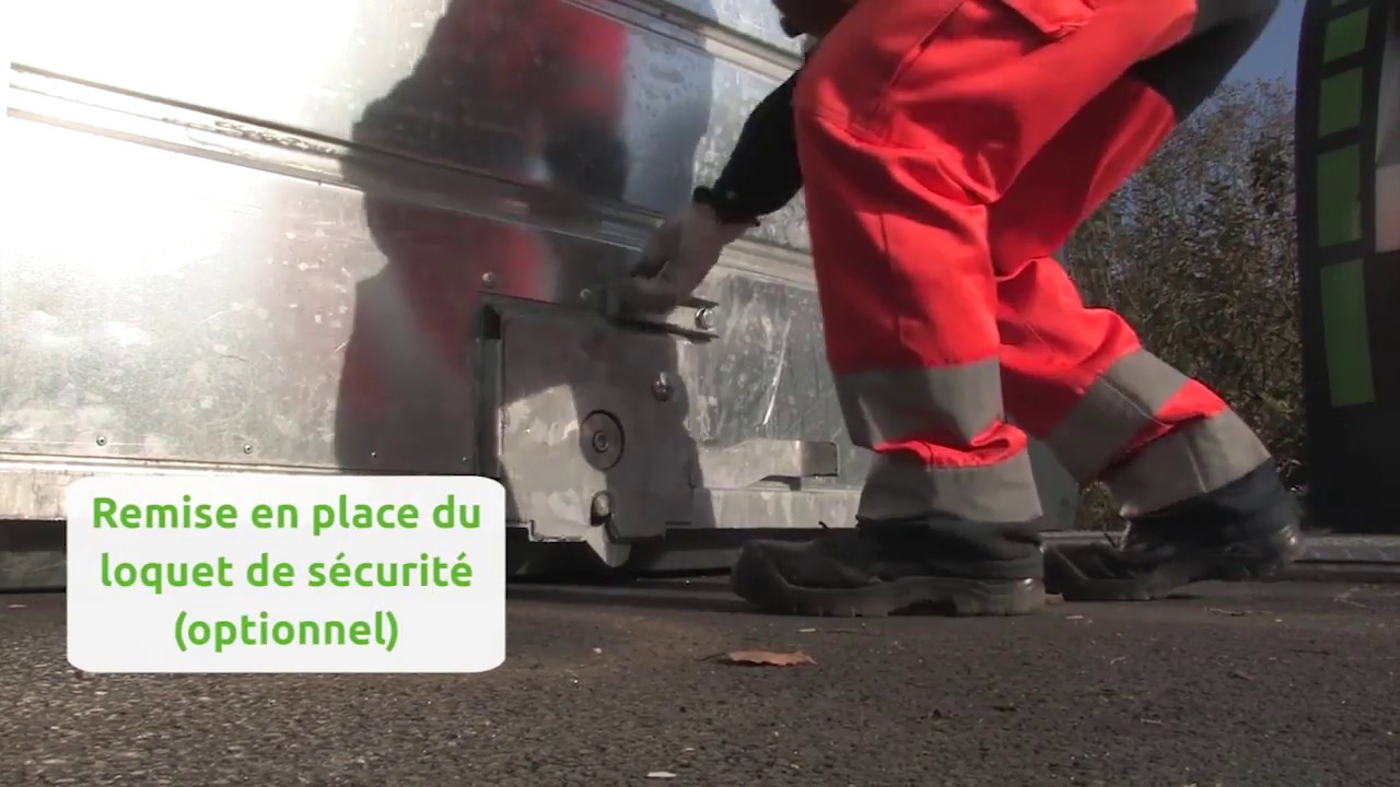 Film pour l'entreprise ASTECH  Collecte de conteneurs enterrés 2  1
