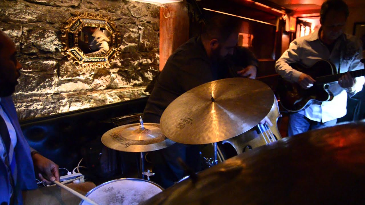 Love for Sale (2013) Barry Greene Trio - Bar Next Door NYC