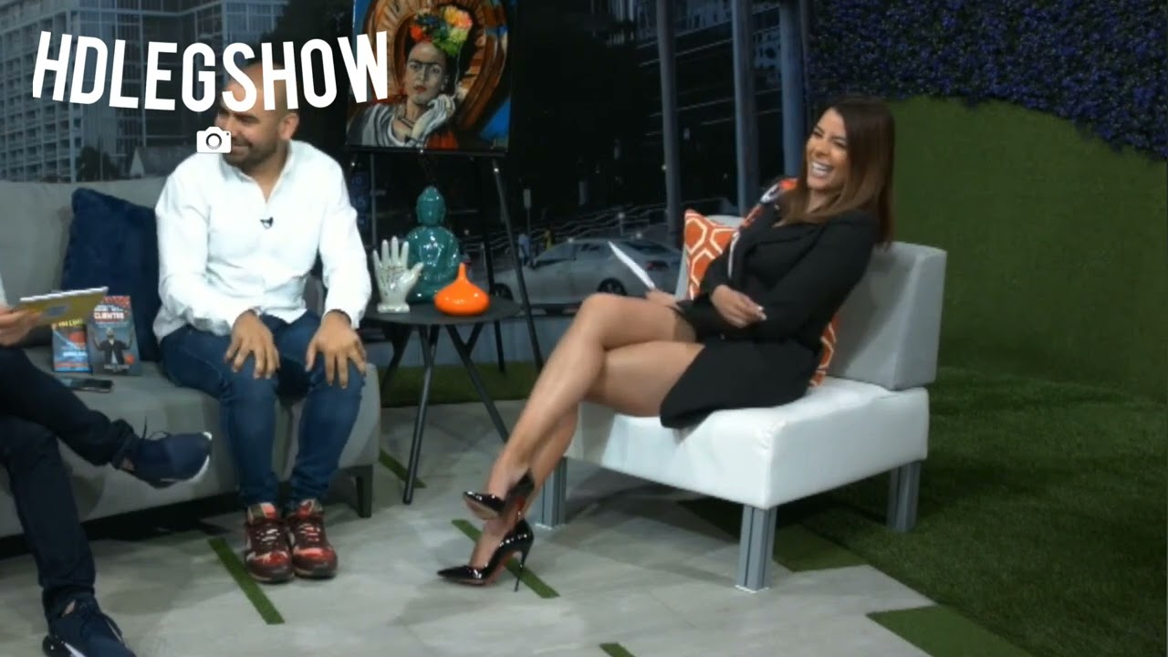 K. Ruiz Sexy Legs in Black Pumps
