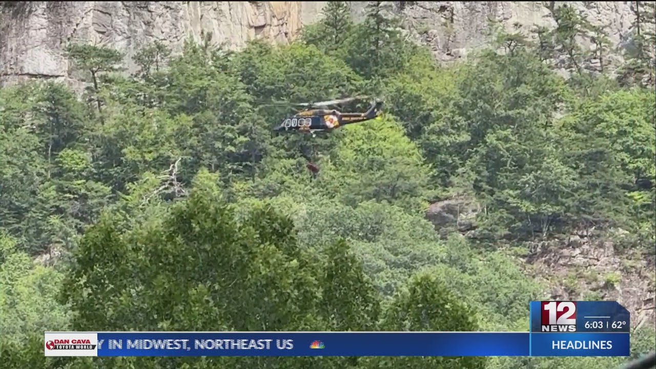 Climber rescued after falling from Seneca Rocks