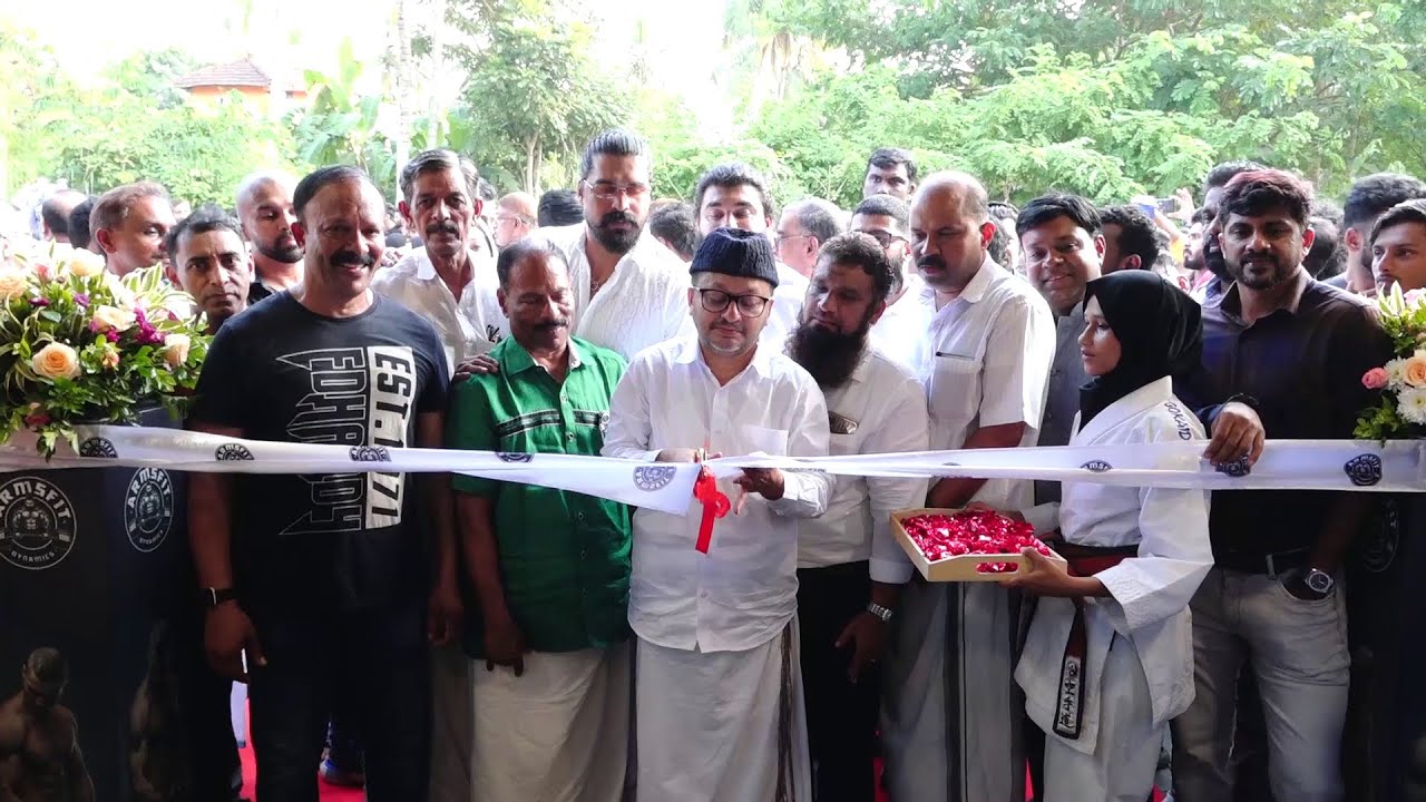 കേരളത്തിലെ ഏറ്റവും വലുതും ആദ്യത്തേതുമായ വെയർ ഹൗസ് ജിം 'ആംസ് ഫിറ്റ്' കോട്ടയ്ക്കലിൽ തുടക്കമായി