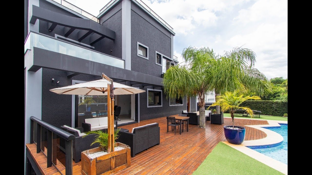 32790 Casa residencial com 5 suítes em Jurerê Internacional