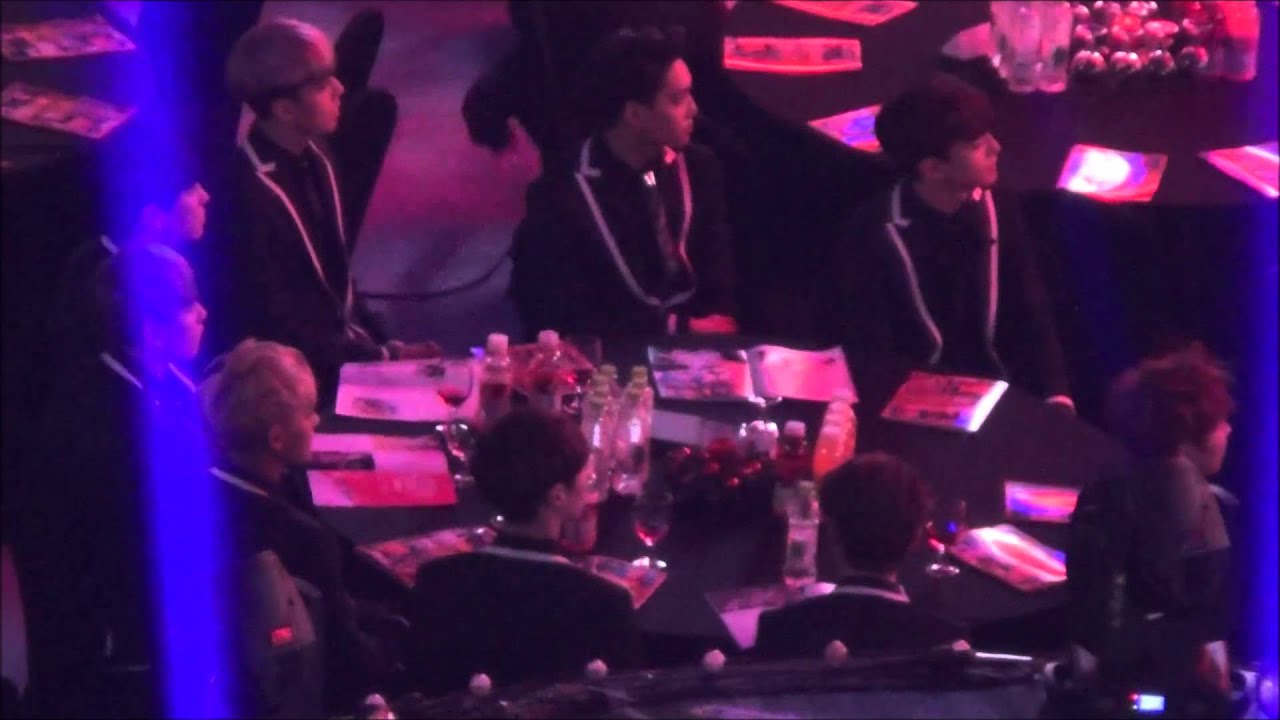 140123 The 23rd Seoul Music Awards - EXO - During B.A.P Performance