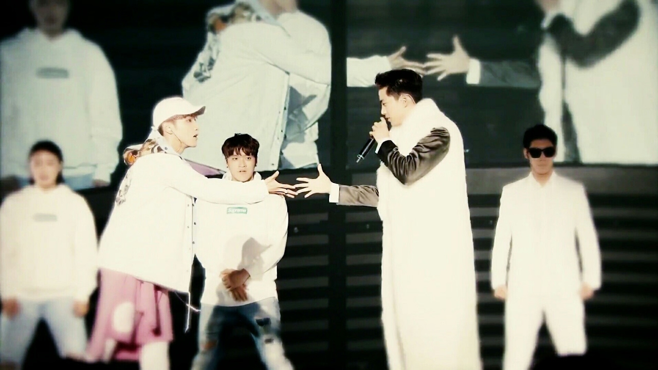 Jun. K & Taecyeon (2PM) - 50 50 @ GALAXY OF 2PM