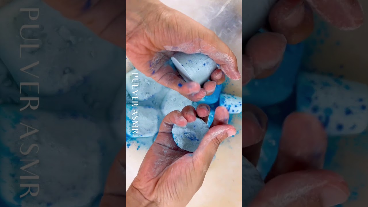 Full video on my YouTube channel 💙#asmr #oddlysatisfying #satisfying #sleepaids #bakingsodaasmr